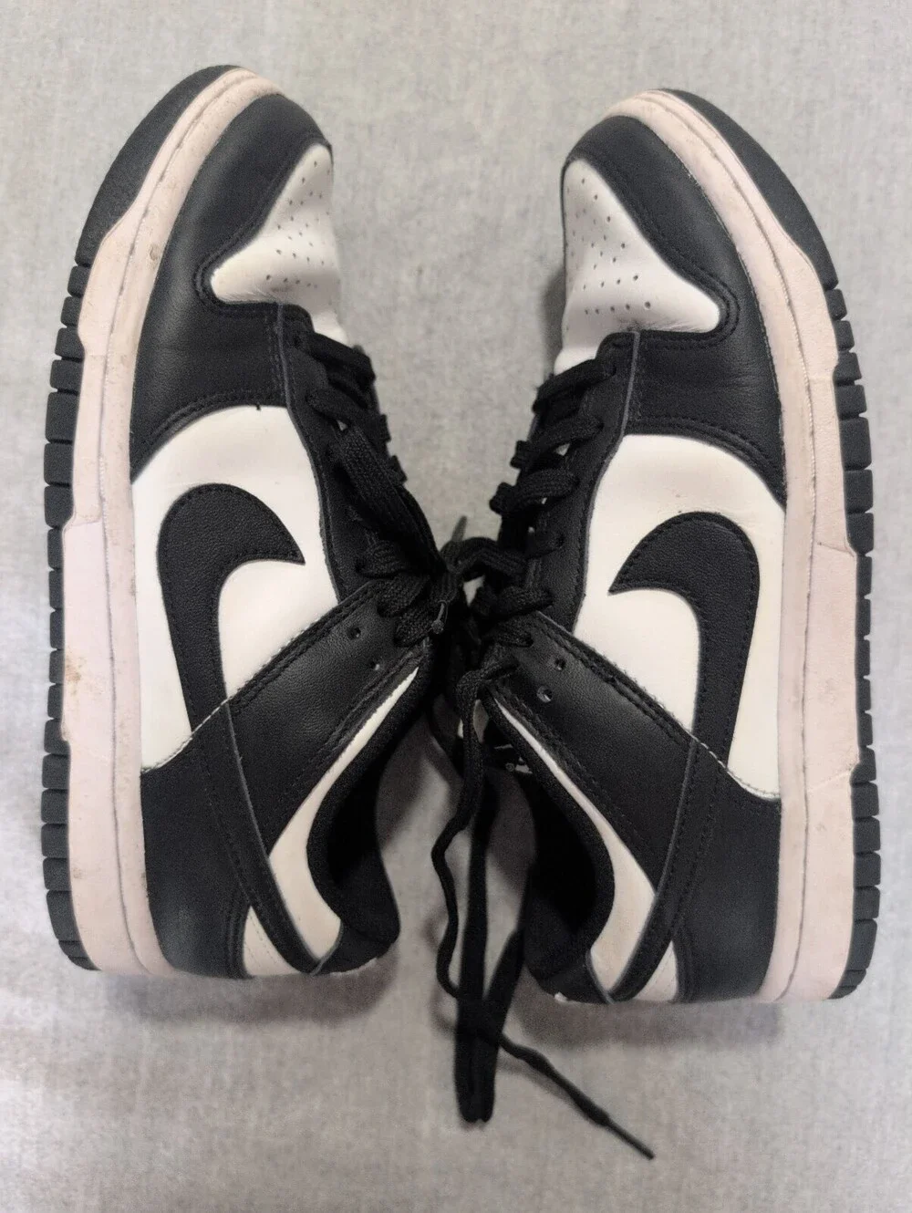 Nike Dunk Low black white sneakers size 7 sporty